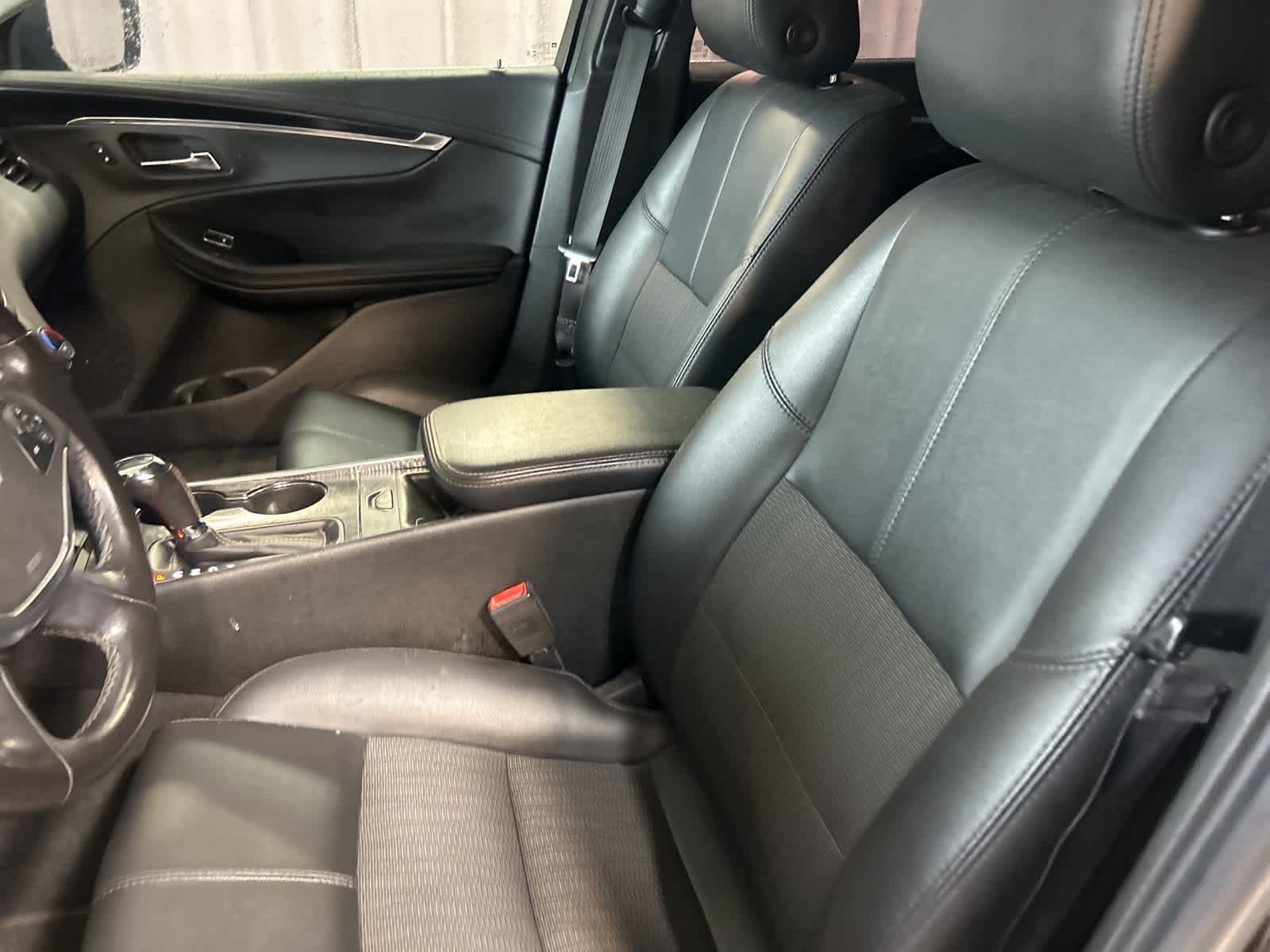 Thumbnail: 2019 Chevrolet Impala - 25