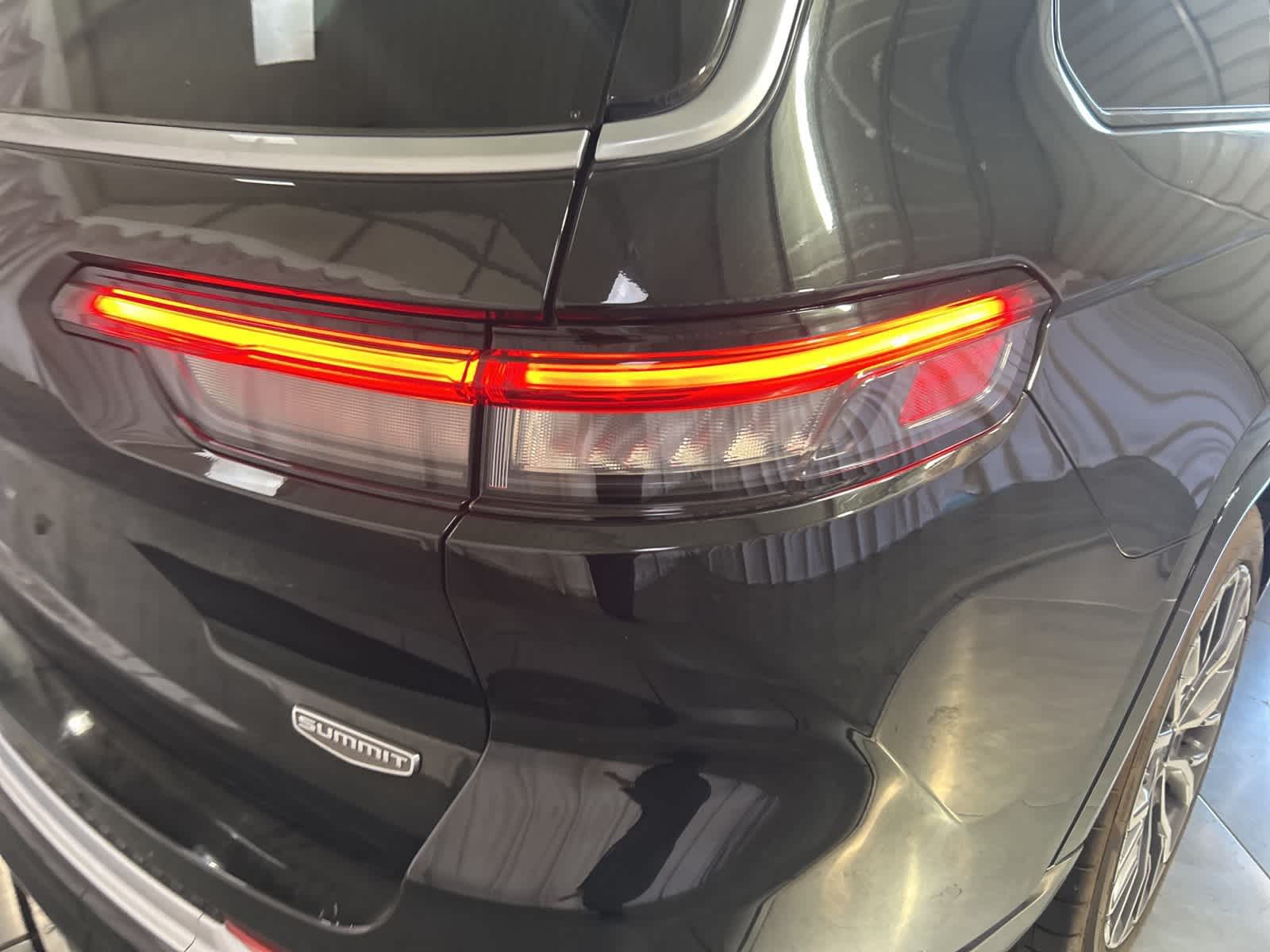 Thumbnail: 2021 Jeep Grand Cherokee L - 10