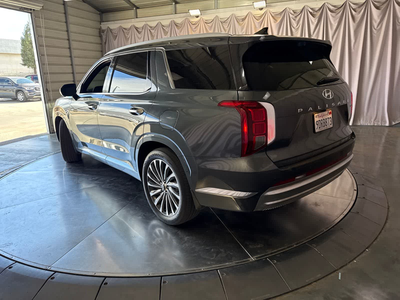 Thumbnail: 2023 Hyundai Palisade - 6