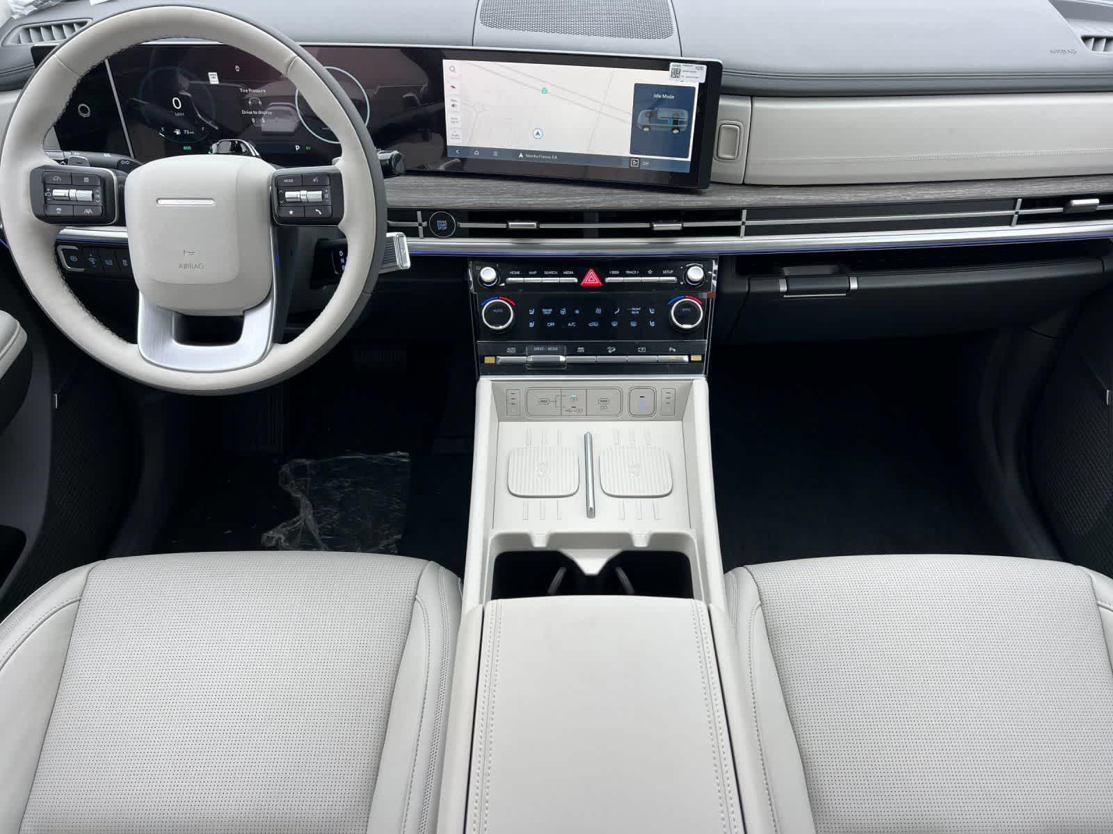 Thumbnail: 2025 Hyundai Santa Fe - 3