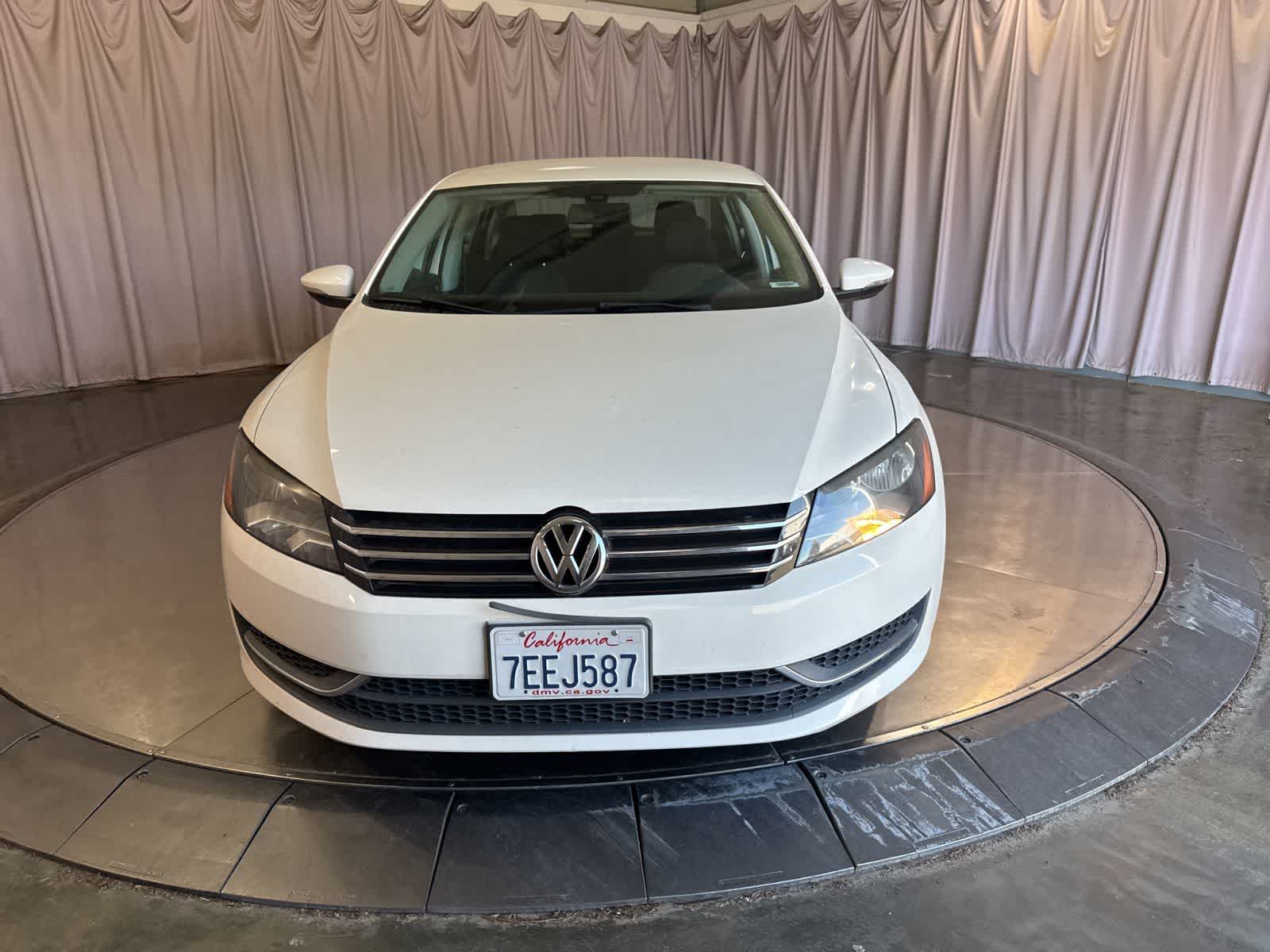 Thumbnail: 2012 Volkswagen Passat - 2