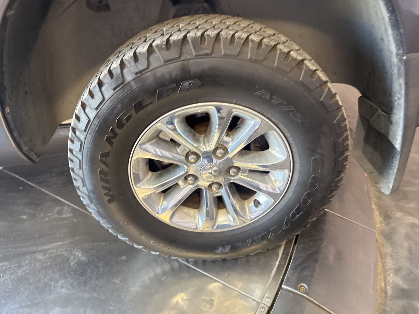 Thumbnail: 2014 RAM 1500 - 11