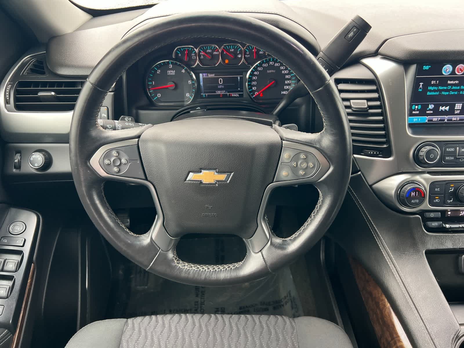 Thumbnail: 2017 Chevrolet Tahoe - 14