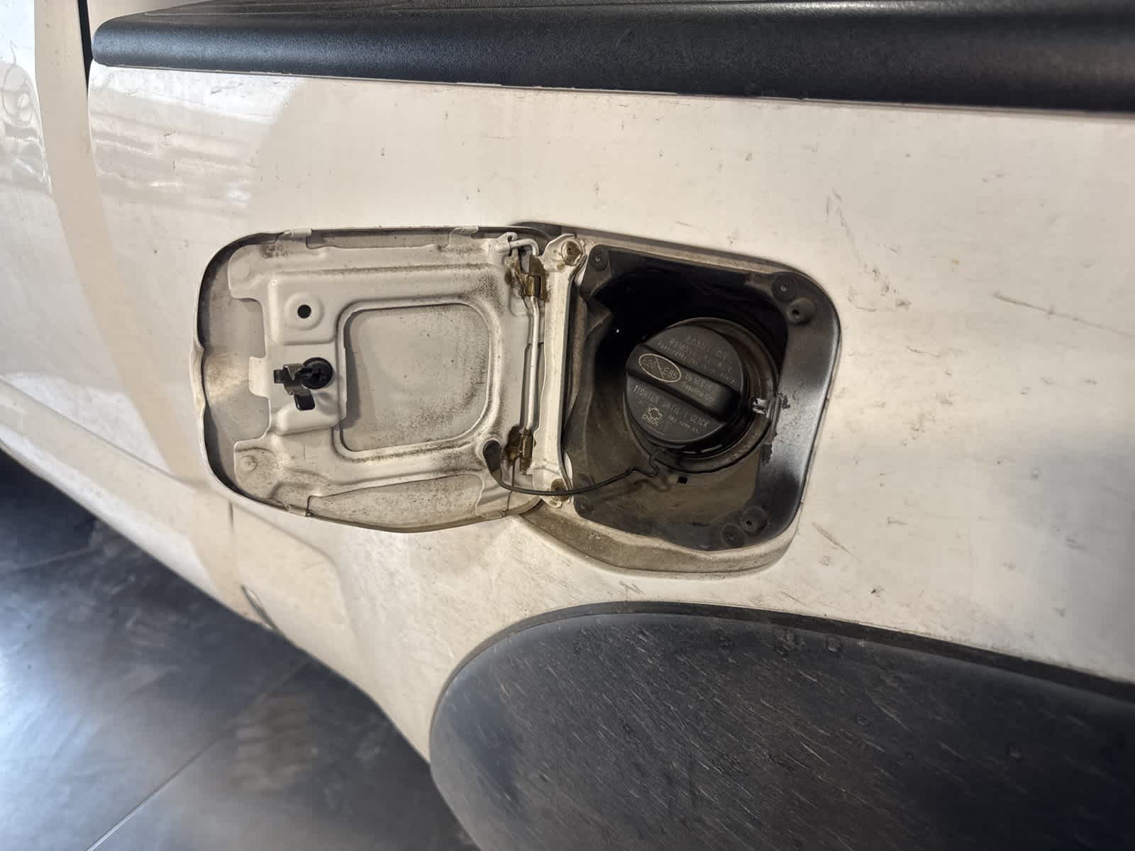 Thumbnail: 2015 Toyota Tacoma - 12