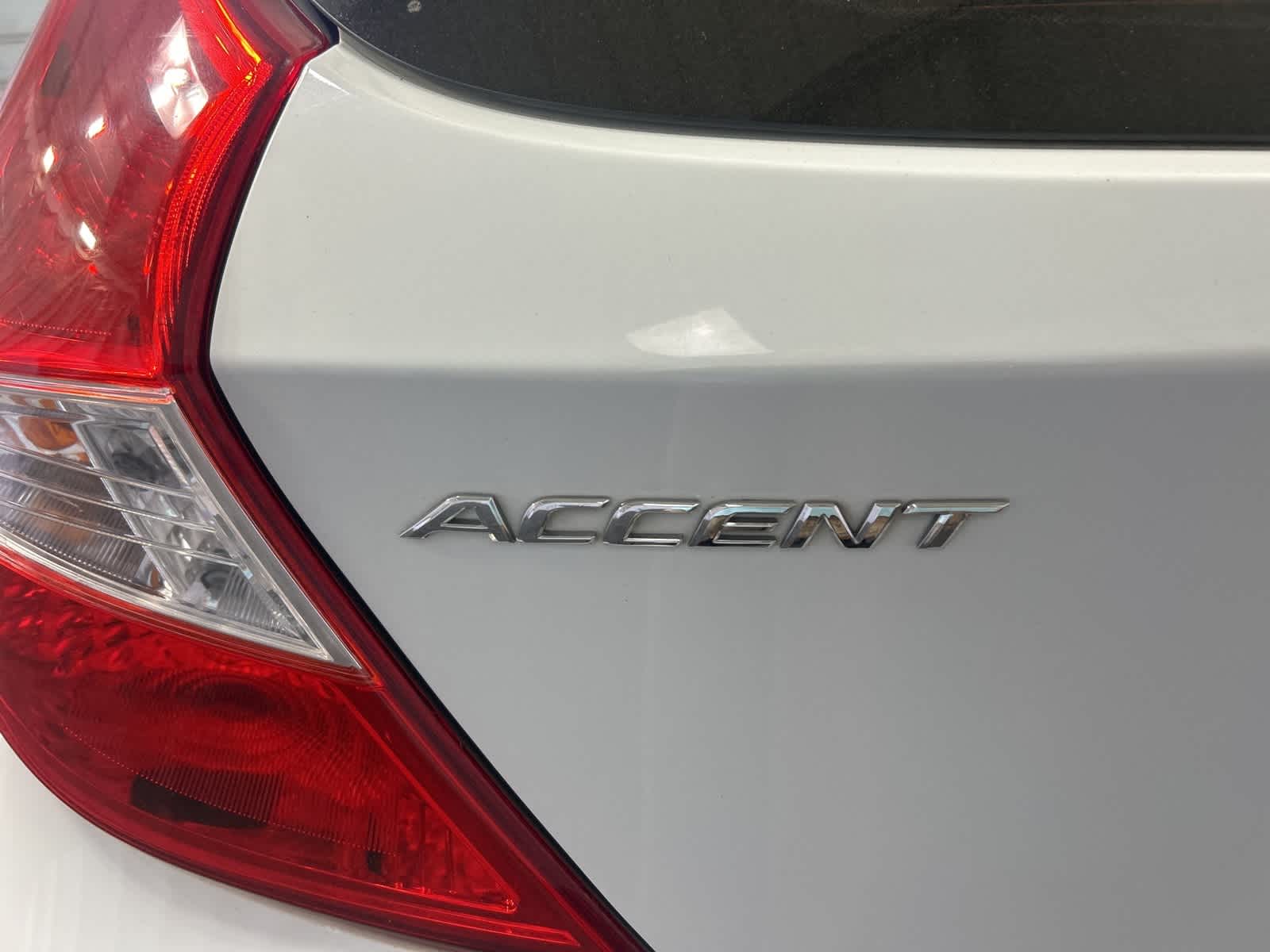 Thumbnail: 2017 Hyundai Accent - 11