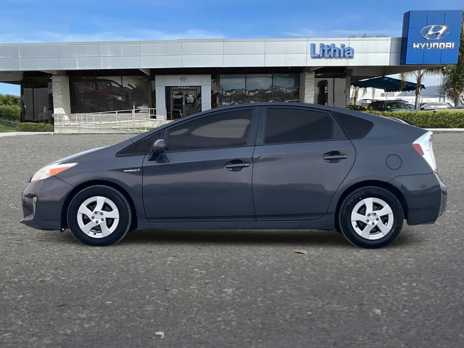 Thumbnail: 2012 Toyota Prius - 5