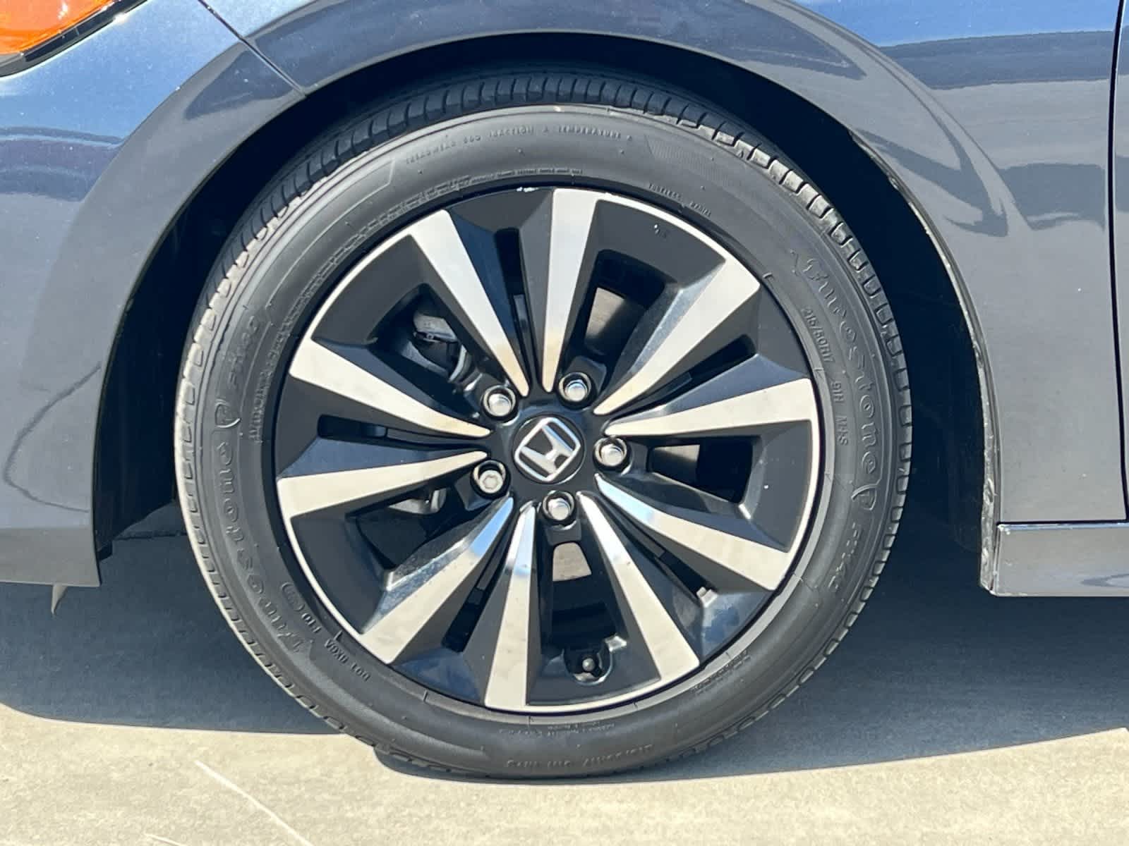 Thumbnail: 2022 Honda Civic - 25