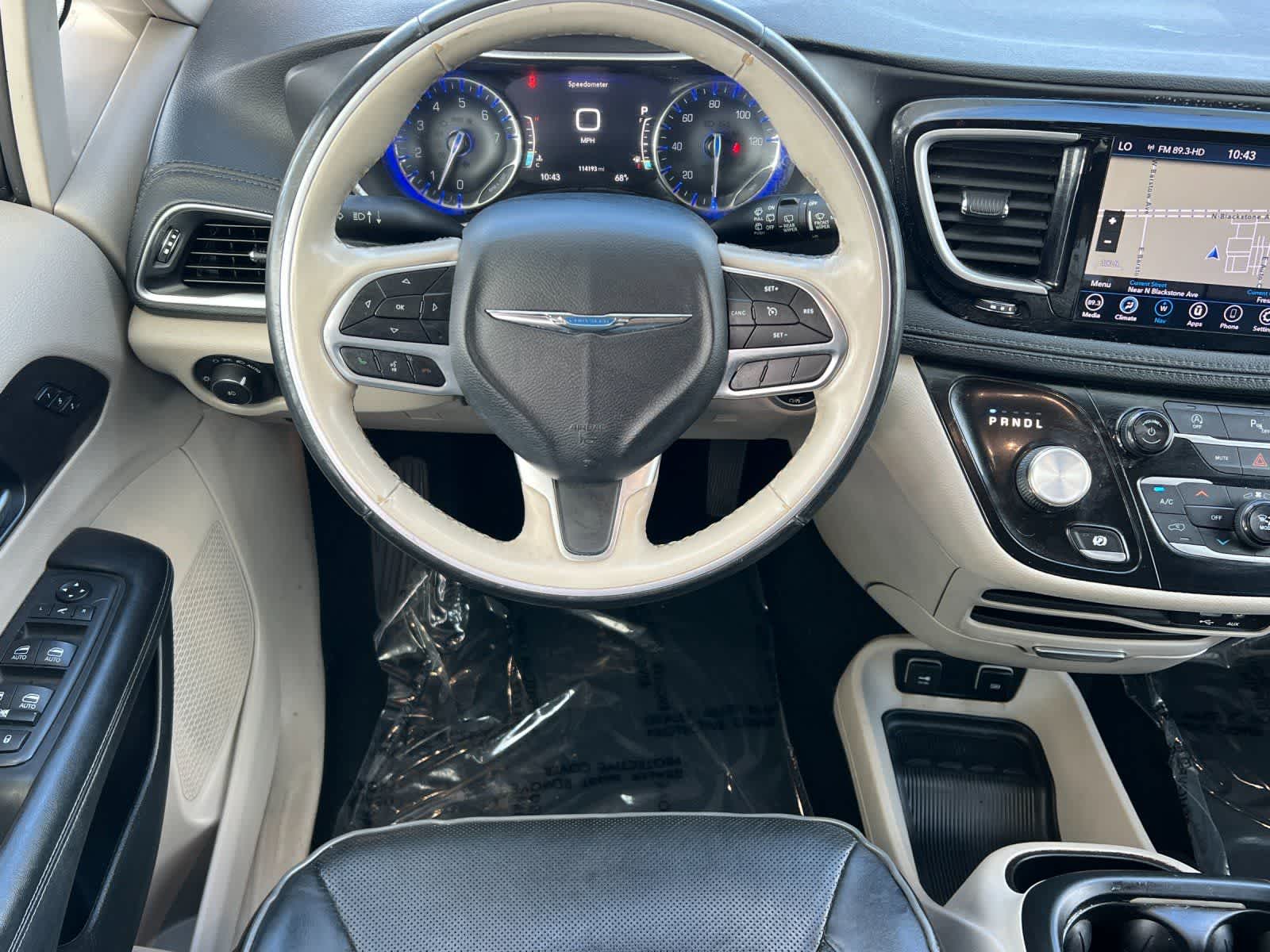 Thumbnail: 2020 Chrysler Pacifica - 15