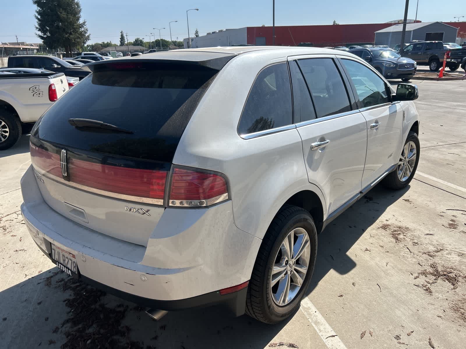 Thumbnail: 2010 Lincoln MKX - 9