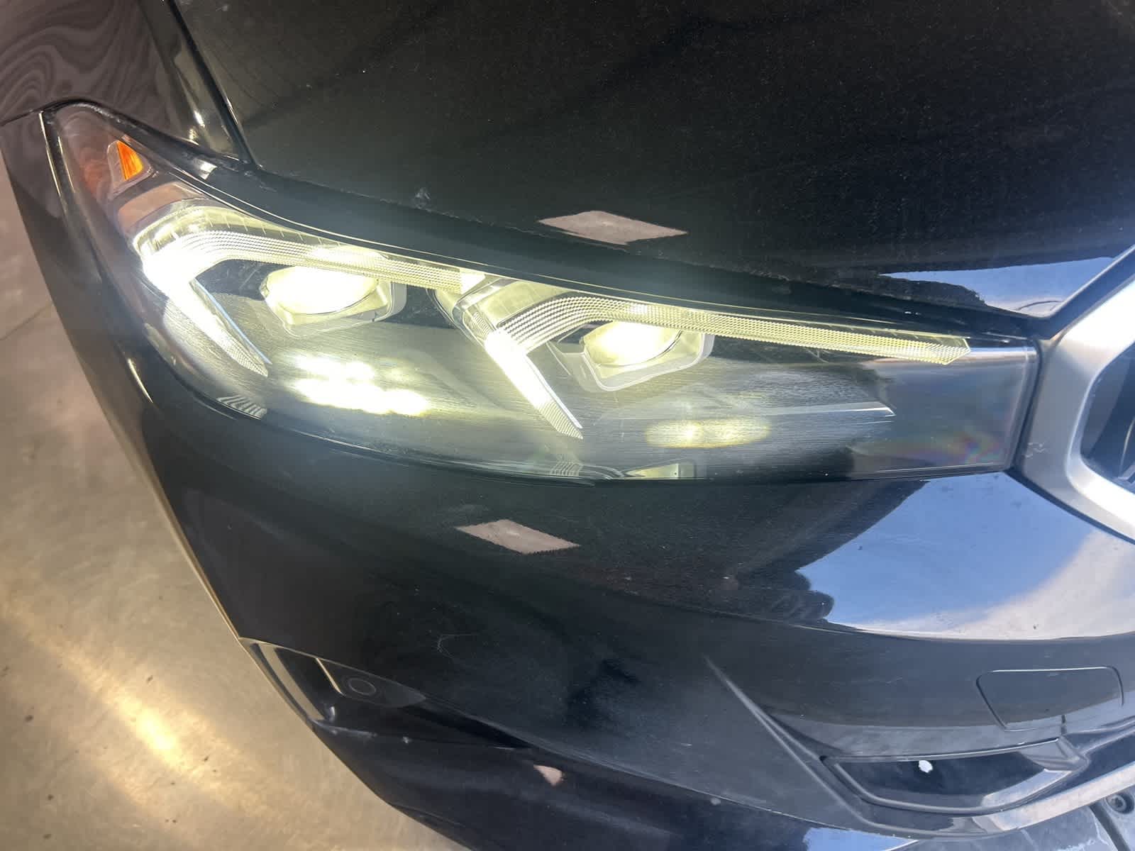 Thumbnail: 2024 BMW 3 Series - 4