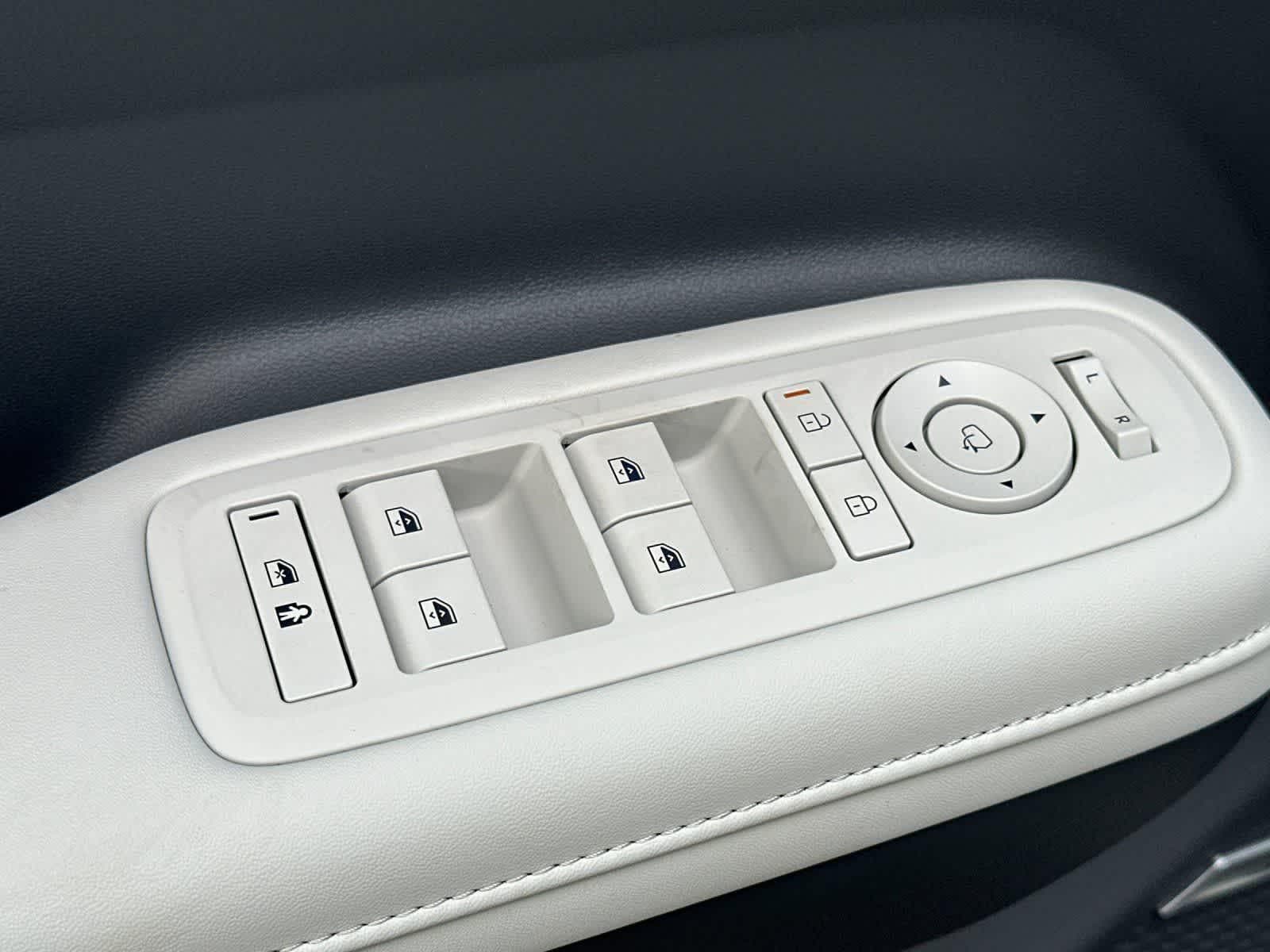 Thumbnail: 2026 Hyundai Santa Fe - 13