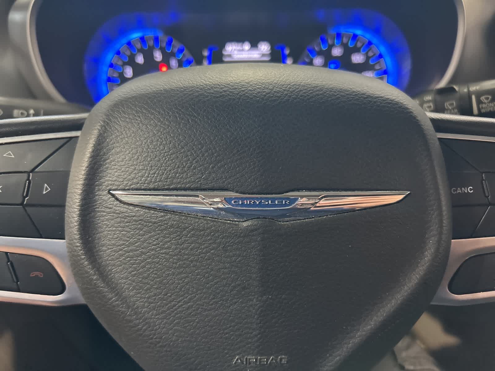 Thumbnail: 2020 Chrysler Pacifica - 28