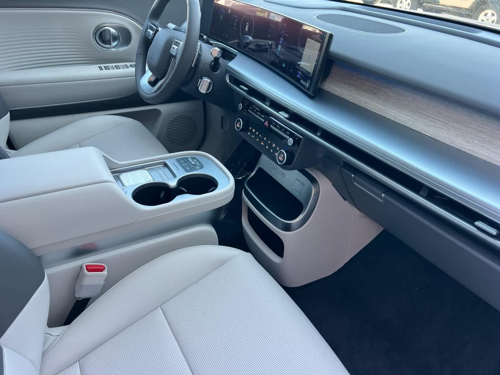 Thumbnail: 2026 Hyundai Ioniq - 17