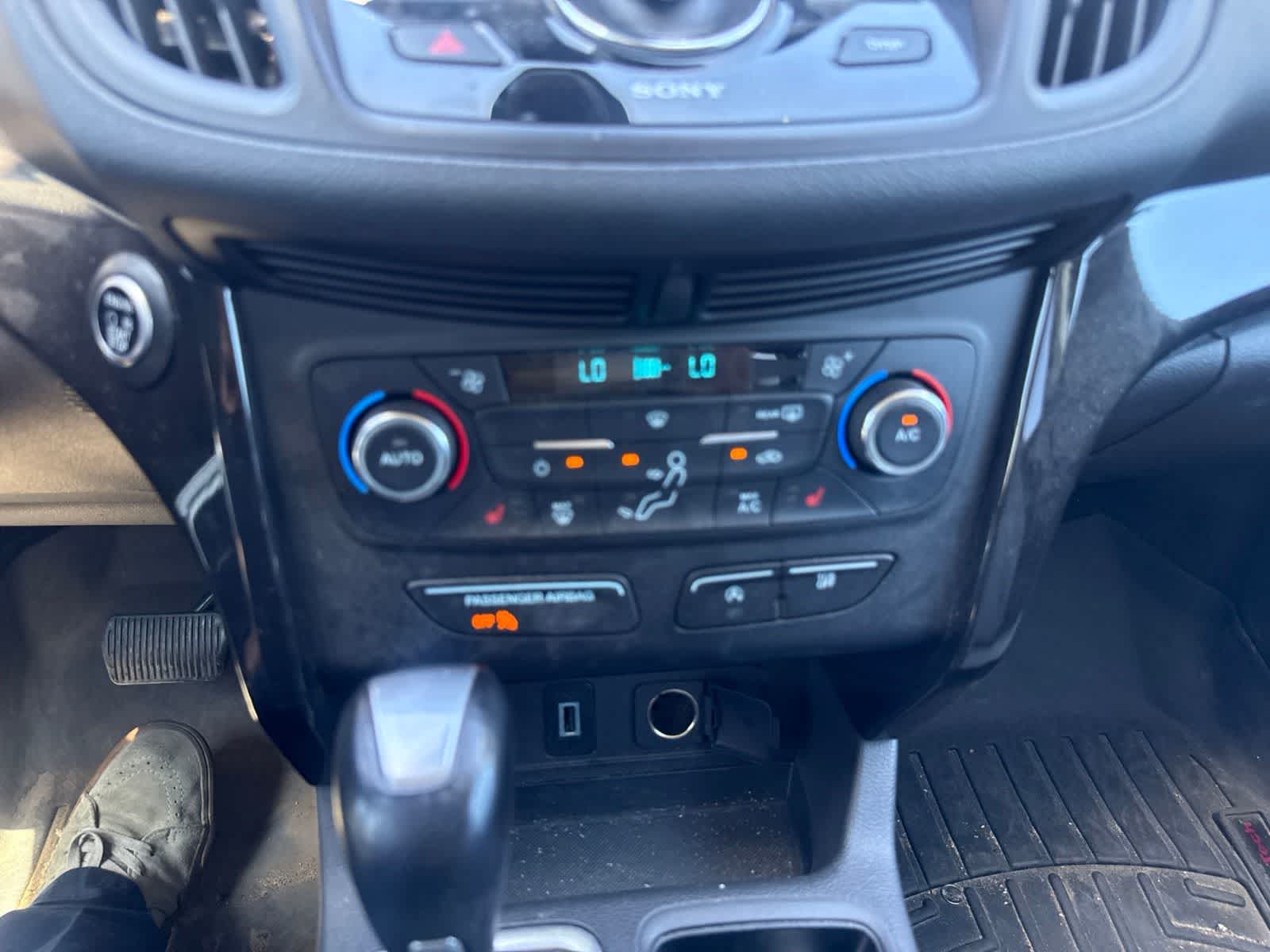 Thumbnail: 2017 Ford Escape - 27
