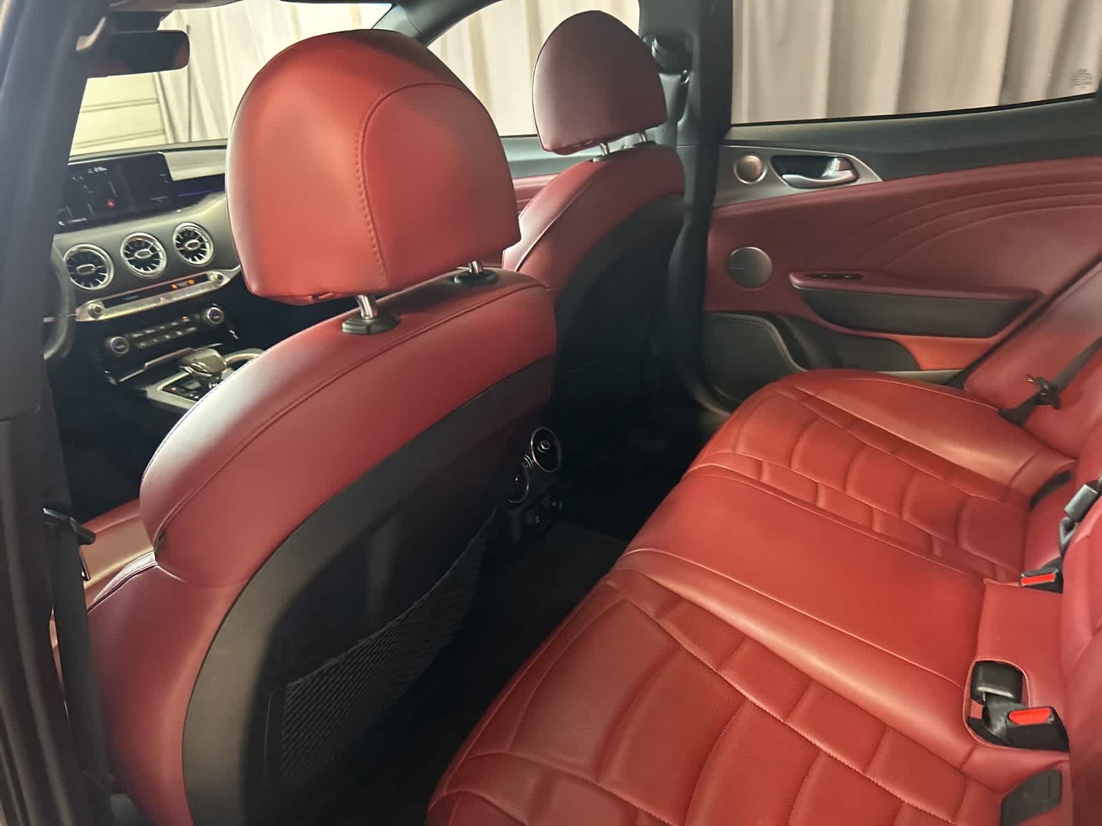 Thumbnail: 2022 Kia Stinger - 16