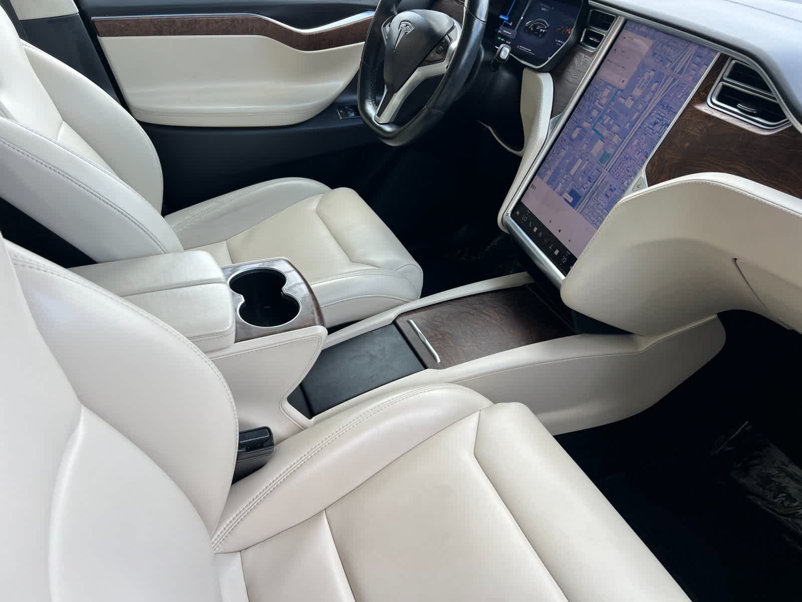 Thumbnail: 2017 Tesla Model X - 17