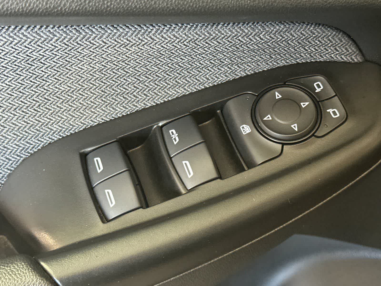 Thumbnail: 2023 Chevrolet TrailBlazer - 14