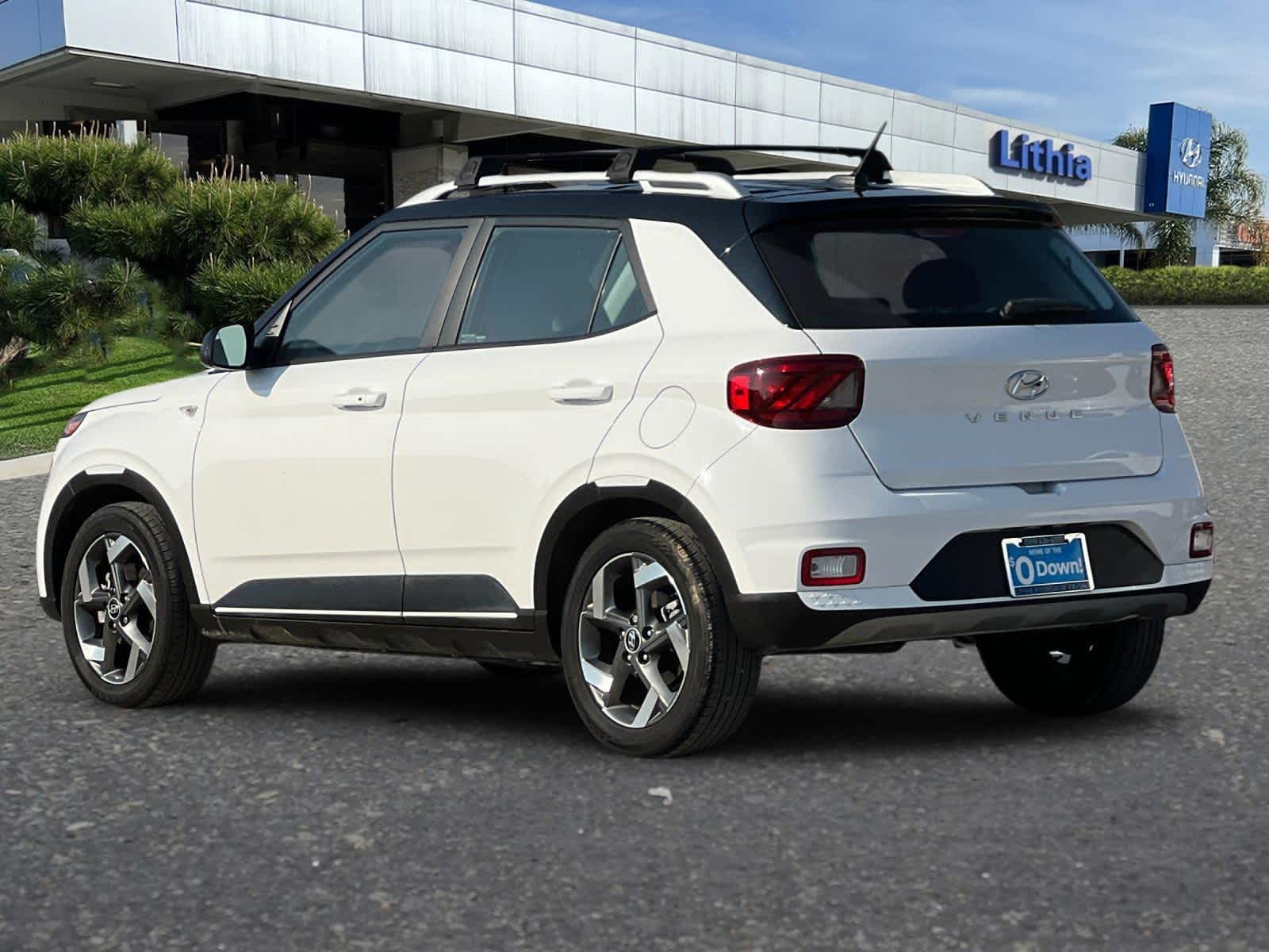 Thumbnail: 2023 Hyundai Venue - 6