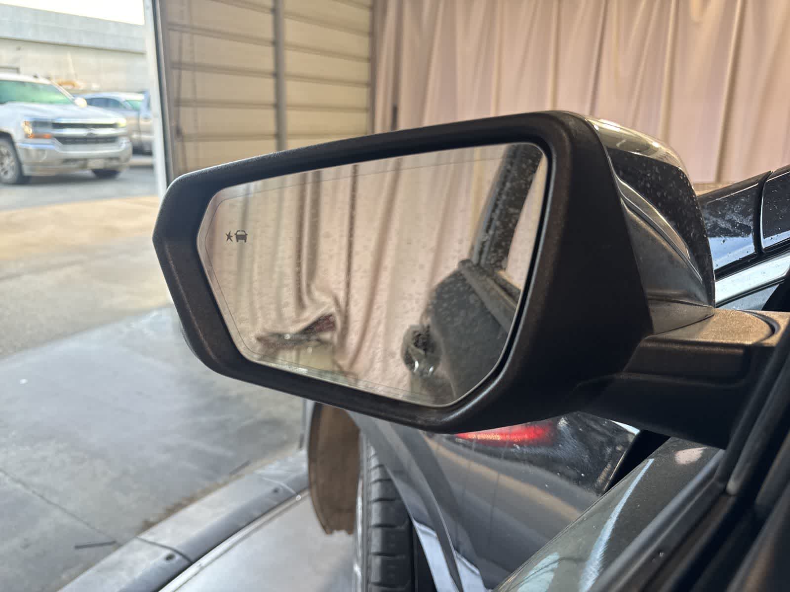 Thumbnail: 2018 GMC Terrain - 19