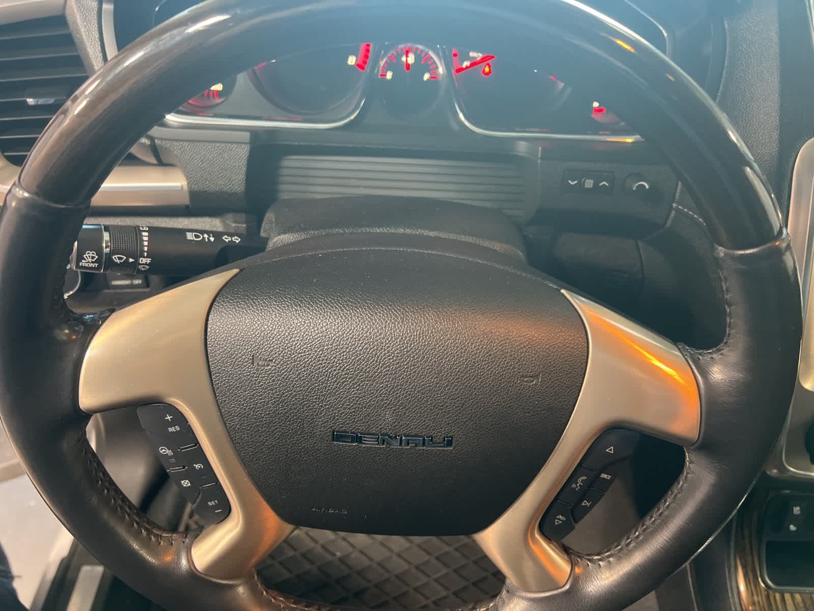 Thumbnail: 2016 GMC Acadia - 31