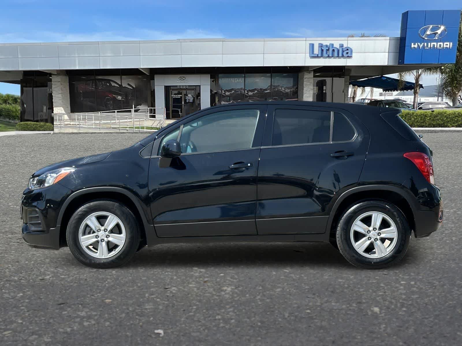 Thumbnail: 2020 Chevrolet Trax - 6