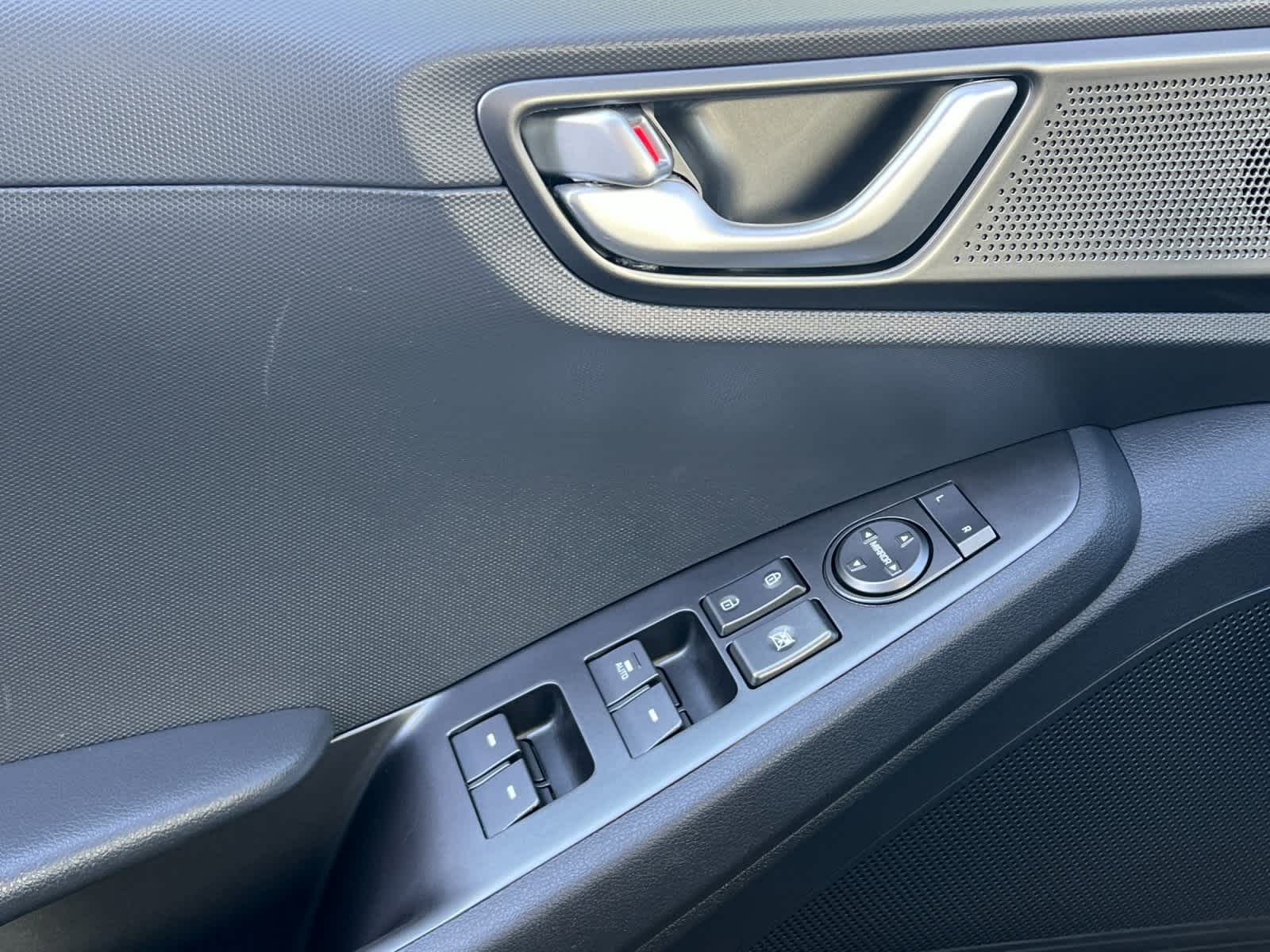 Thumbnail: 2020 Hyundai Ioniq - 12