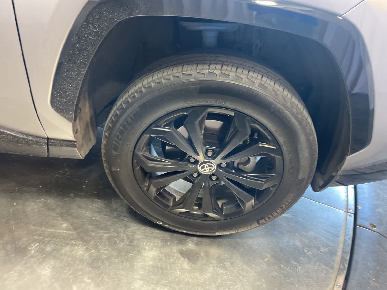 Thumbnail: 2022 Toyota RAV4 - 14