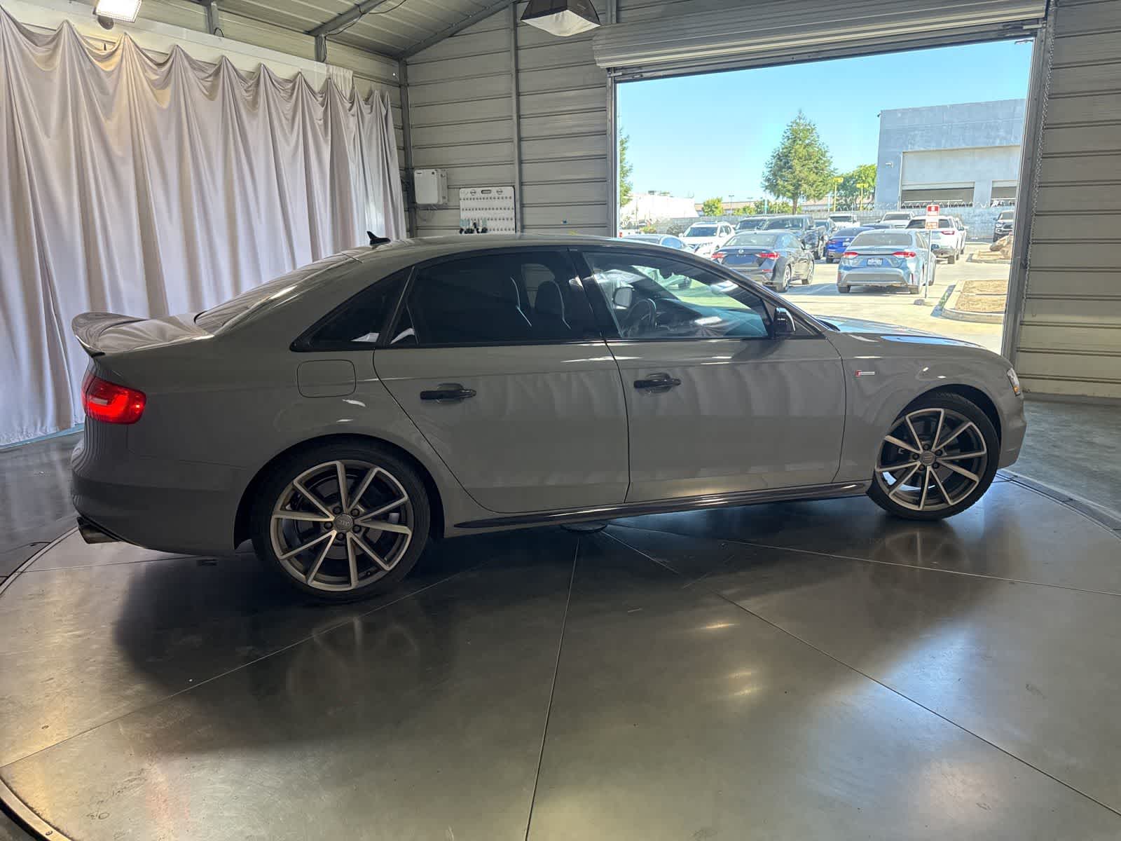 Thumbnail: 2015 Audi S4 - 4