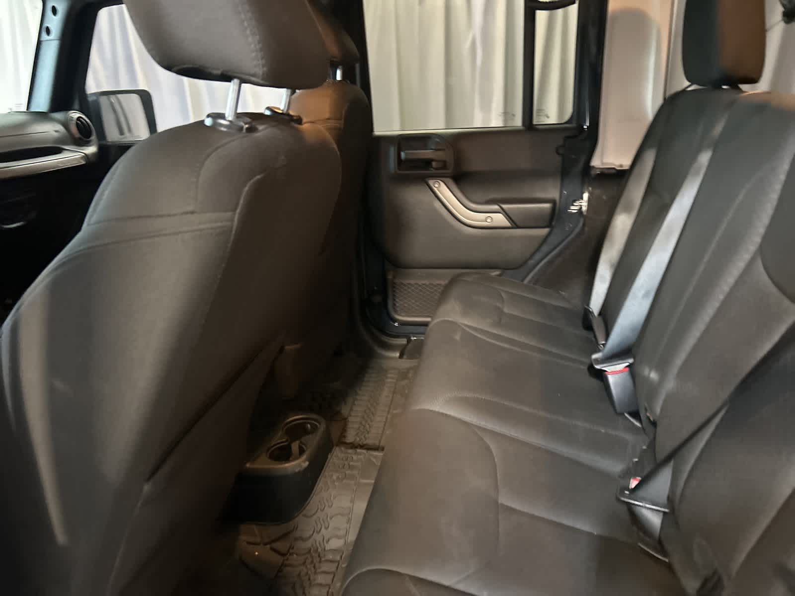 Thumbnail: 2016 Jeep Wrangler - 20