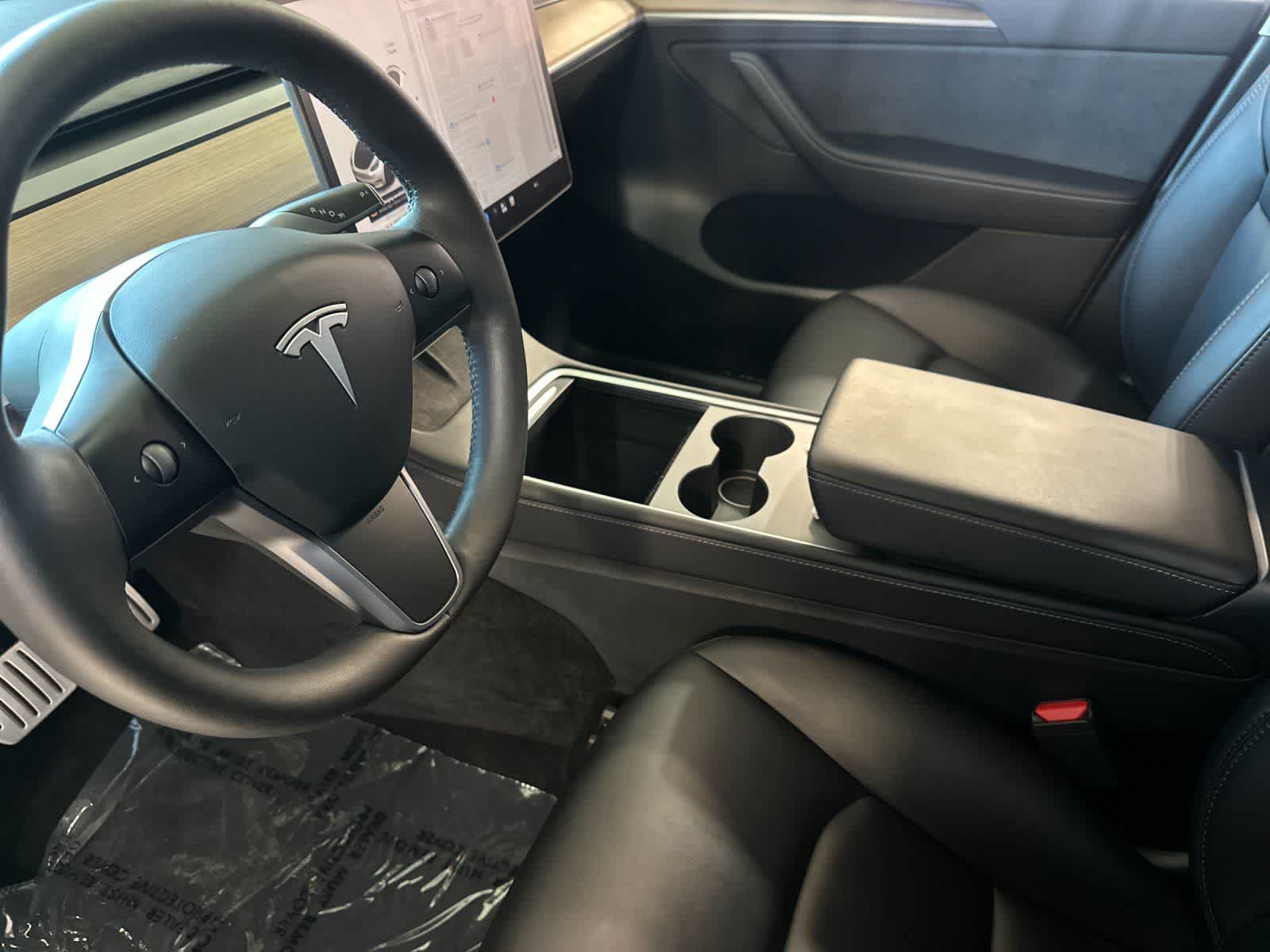 Thumbnail: 2023 Tesla Model Y - 12