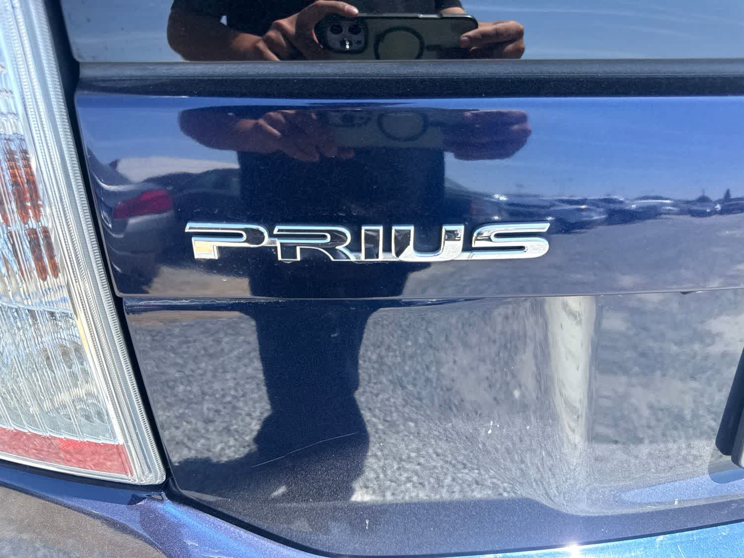 Thumbnail: 2012 Toyota Prius - 11