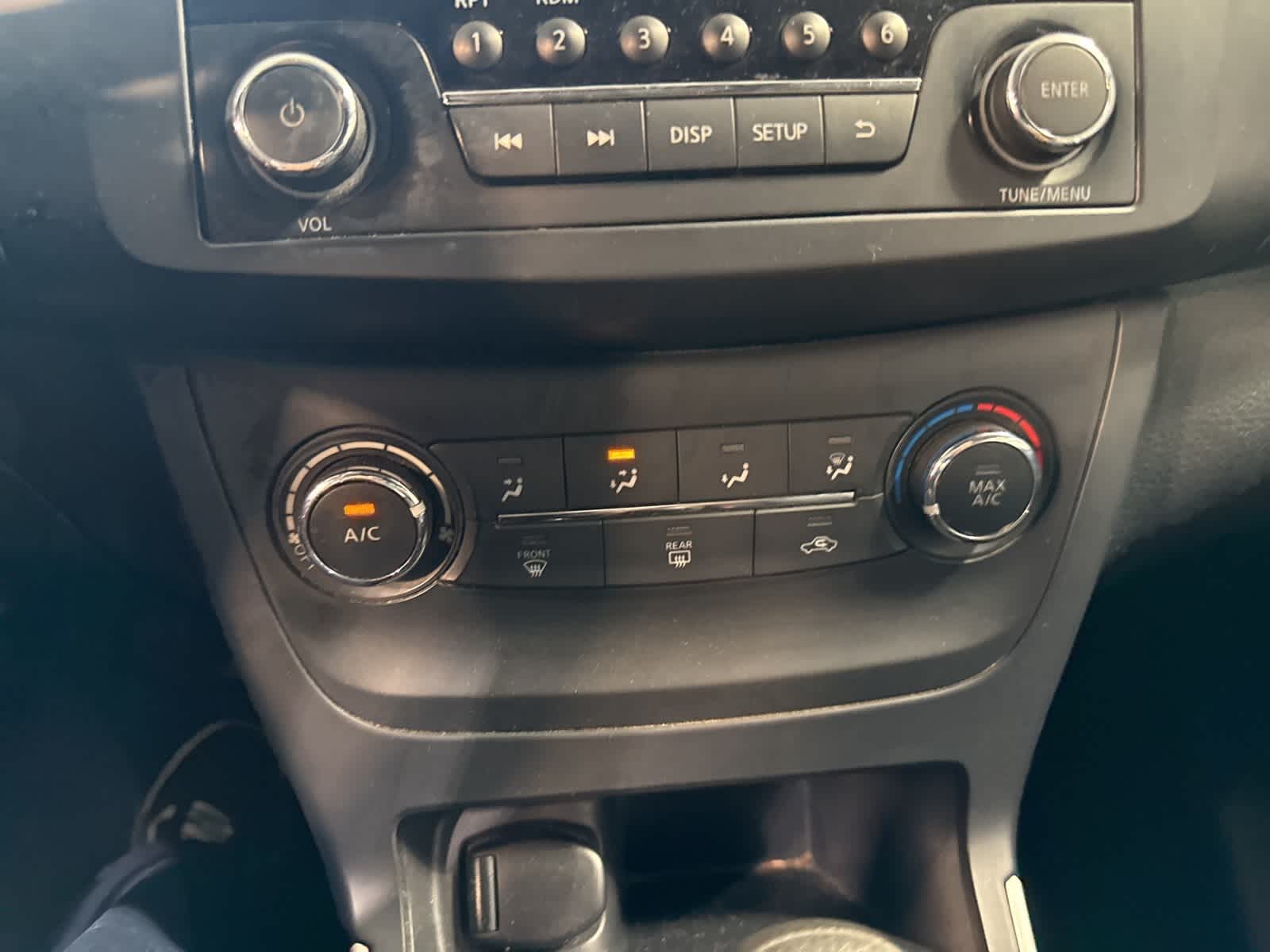 Thumbnail: 2017 Nissan Sentra - 23