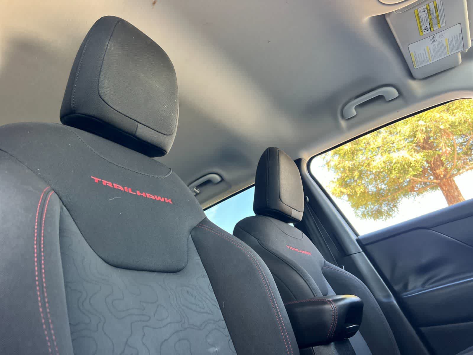 Thumbnail: 2016 Jeep Renegade - 18