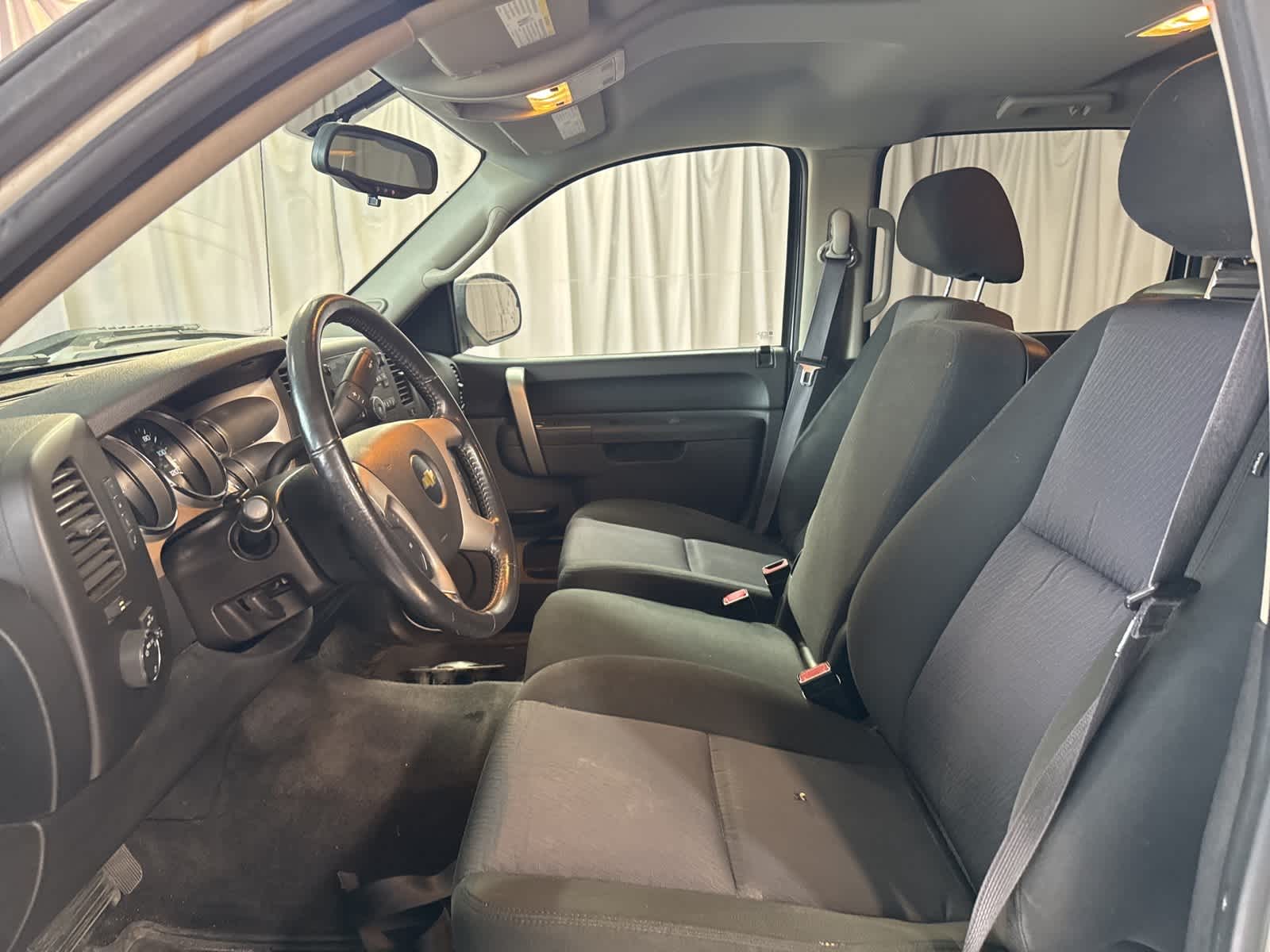 Thumbnail: 2013 Chevrolet Silverado 1500 - 16