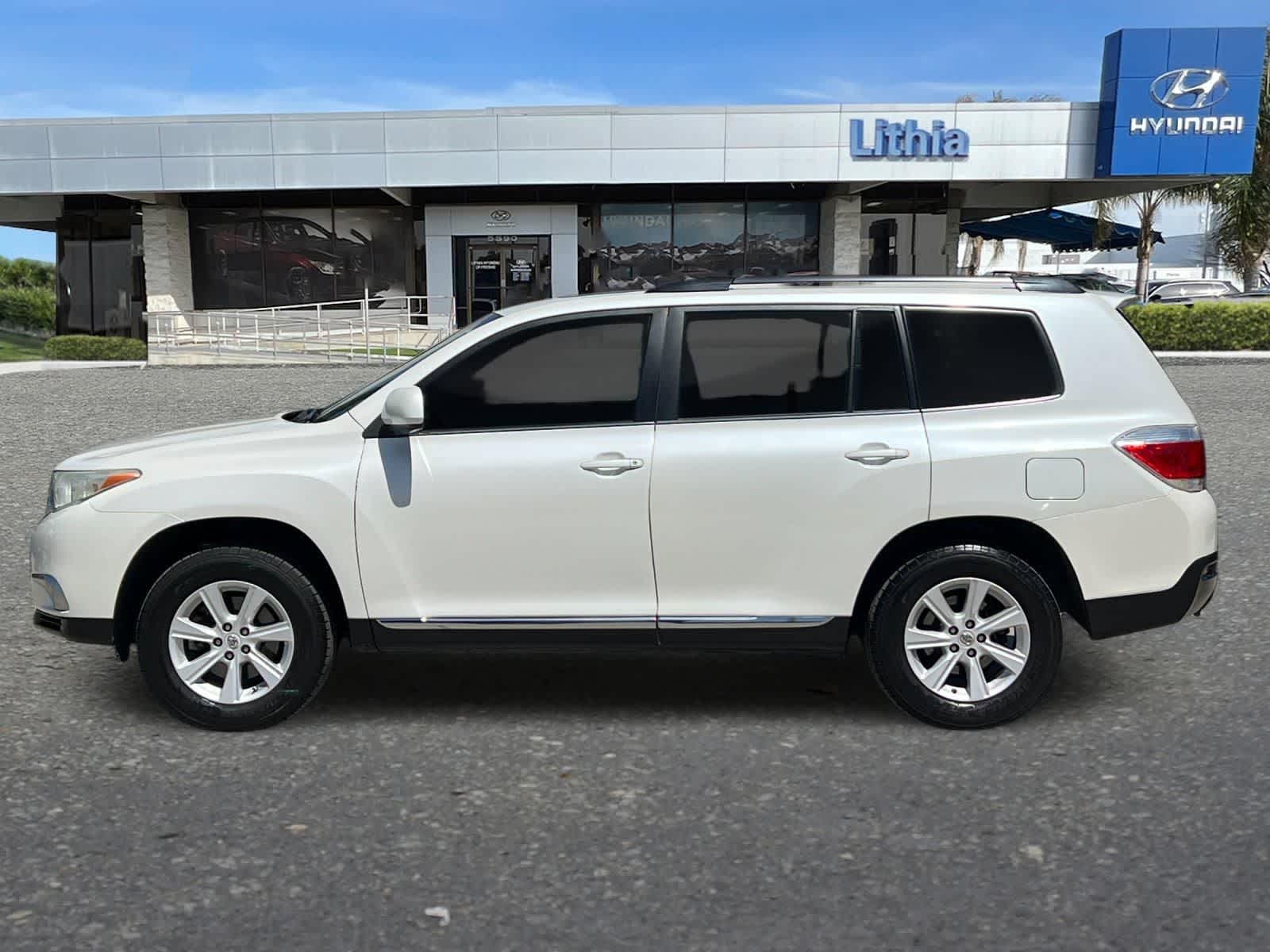 Thumbnail: 2012 Toyota Highlander - 6