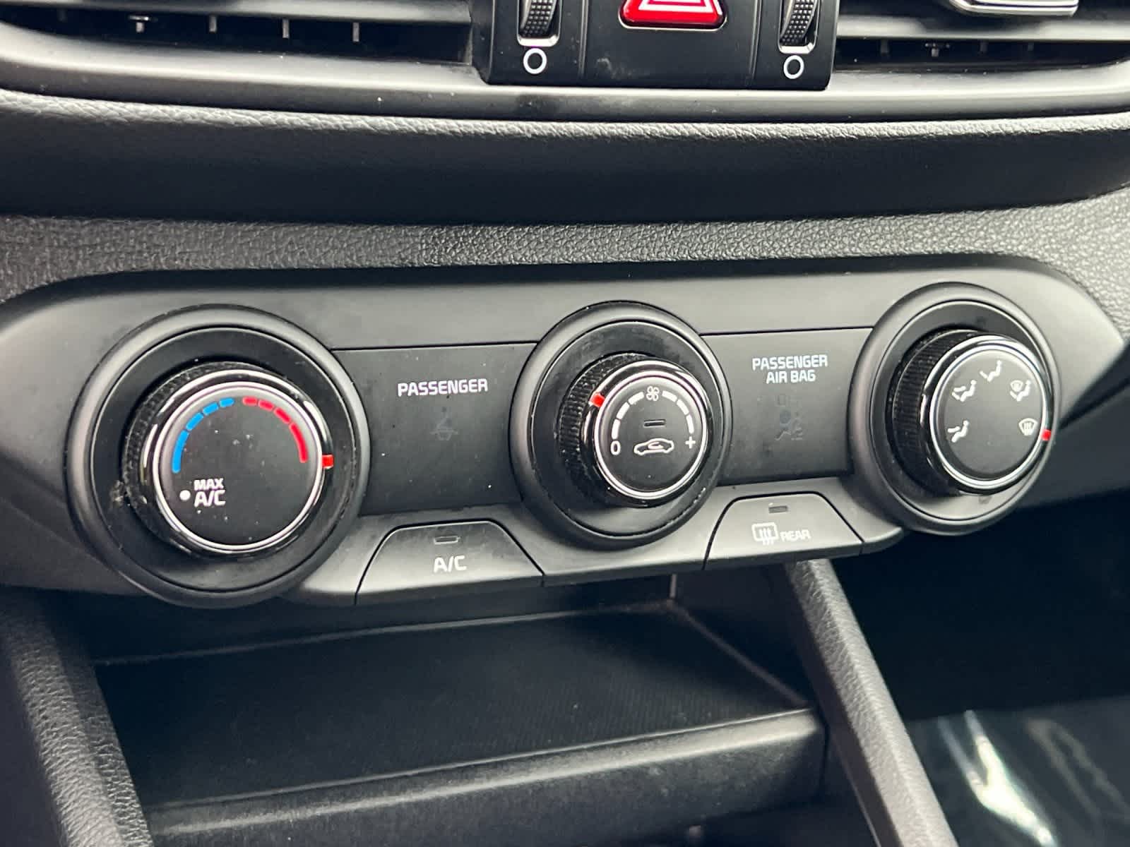 Thumbnail: 2022 Kia Forte - 20