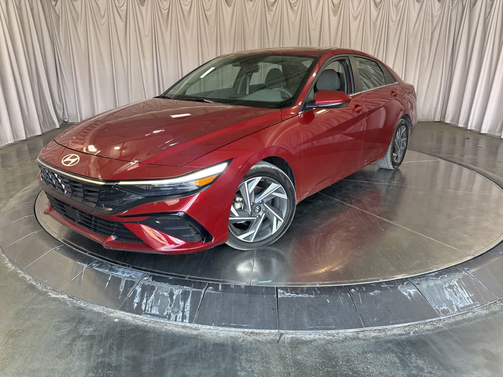2025 Hyundai Elantra 2.0 SEL Convenience IVT's photo