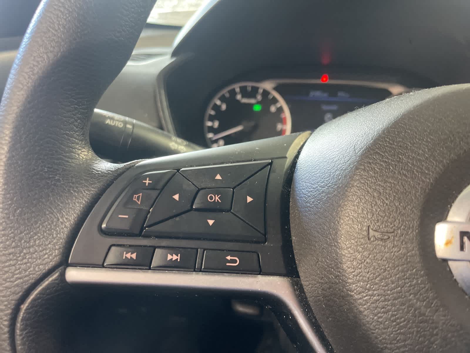 Thumbnail: 2022 Nissan Altima - 24