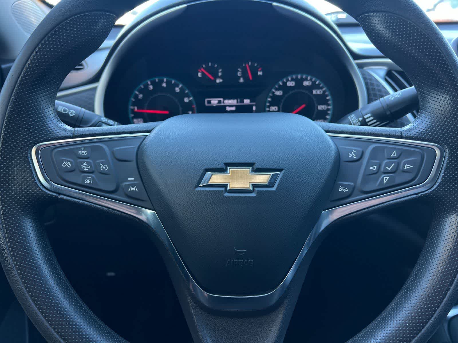 Thumbnail: 2023 Chevrolet Malibu - 23