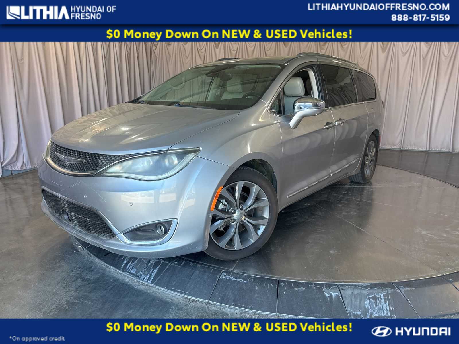 2017 Chrysler Pacifica Limited -
                  Fresno, CA
