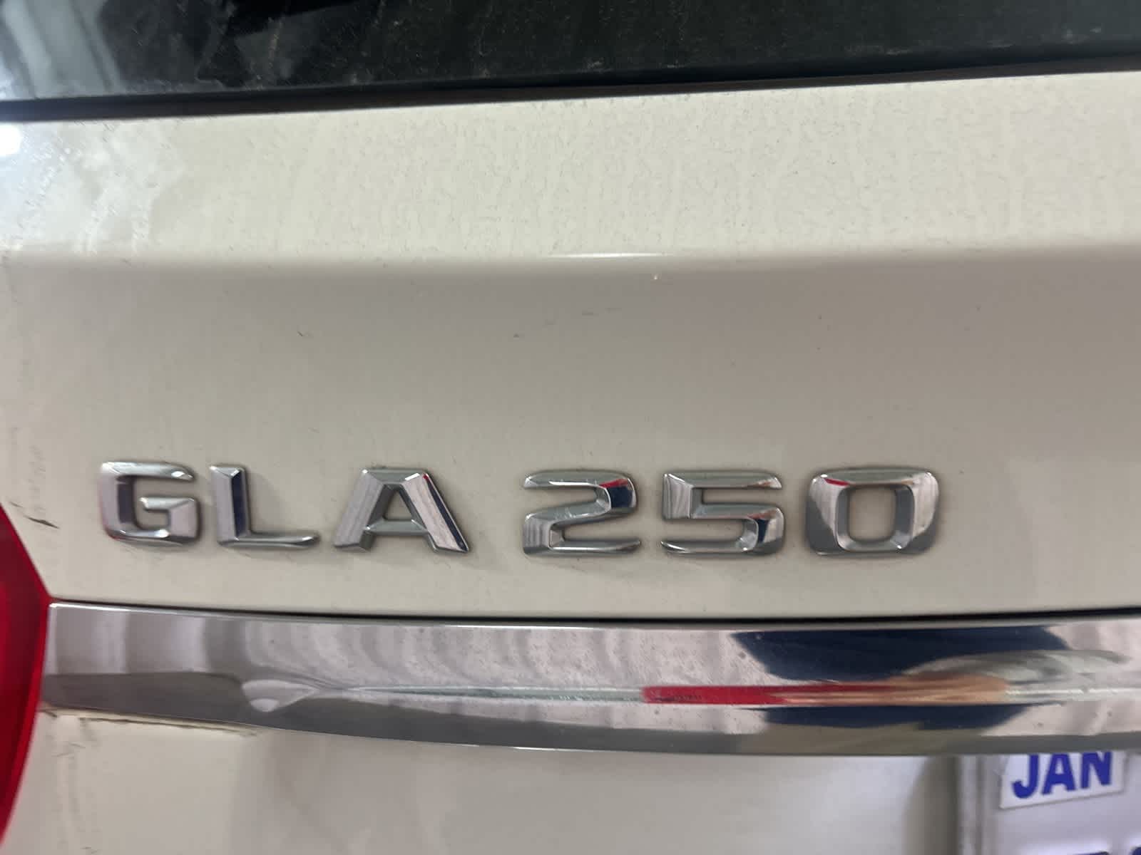 Thumbnail: 2016 Mercedes-Benz GLA - 12