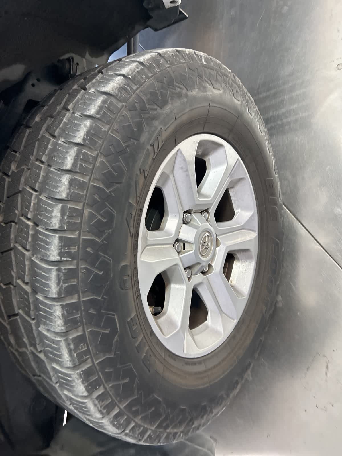 Thumbnail: 2016 Toyota 4Runner - 7