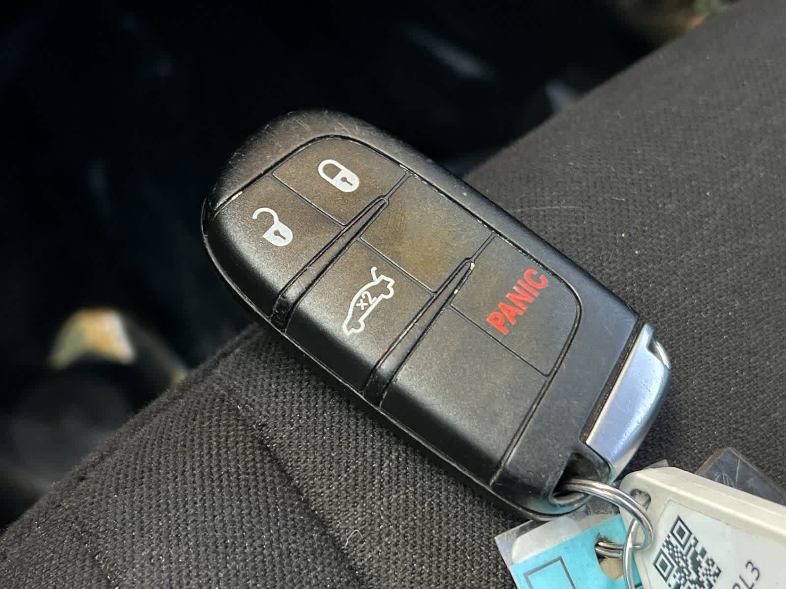 Thumbnail: 2019 Dodge Durango - 29