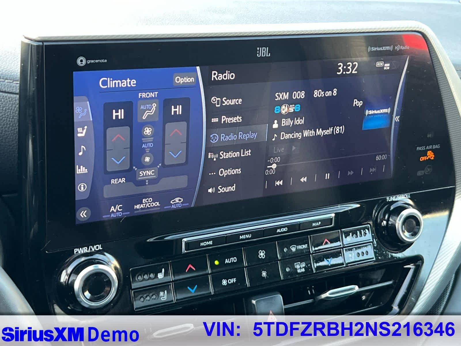 Thumbnail: 2022 Toyota Highlander - 32