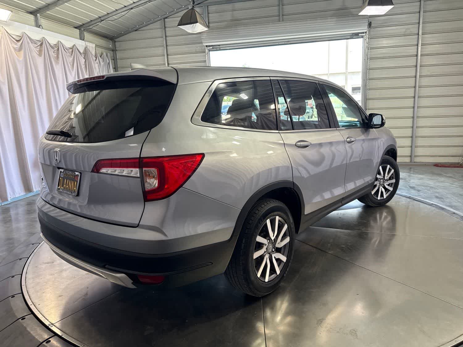 2020 Honda Pilot EX FWD photo 4