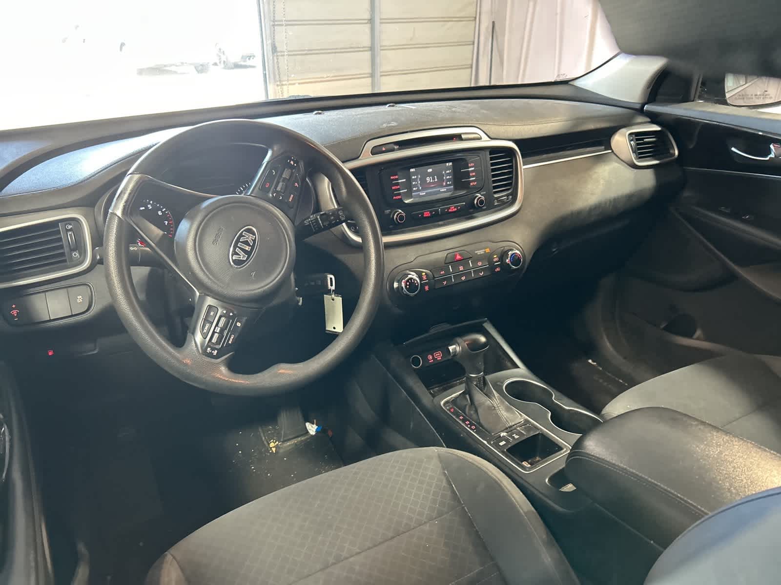 Thumbnail: 2018 Kia Sorento - 23