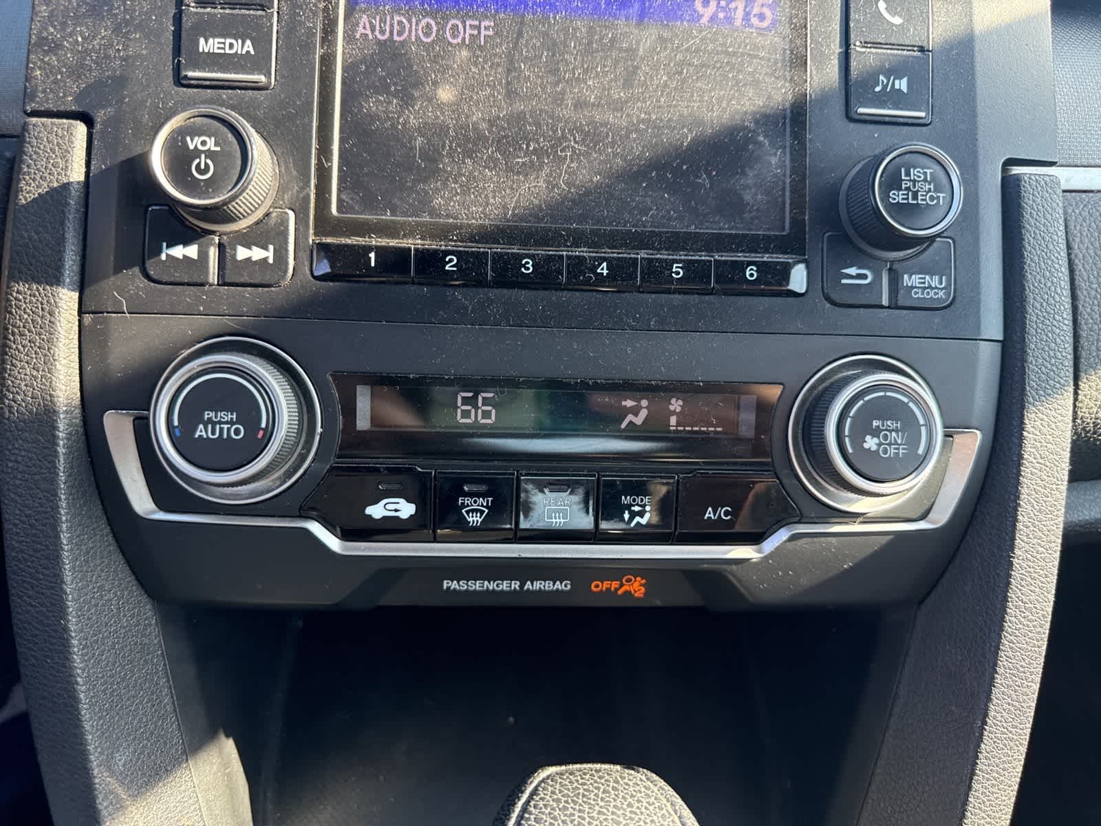 Thumbnail: 2017 Honda Civic - 16