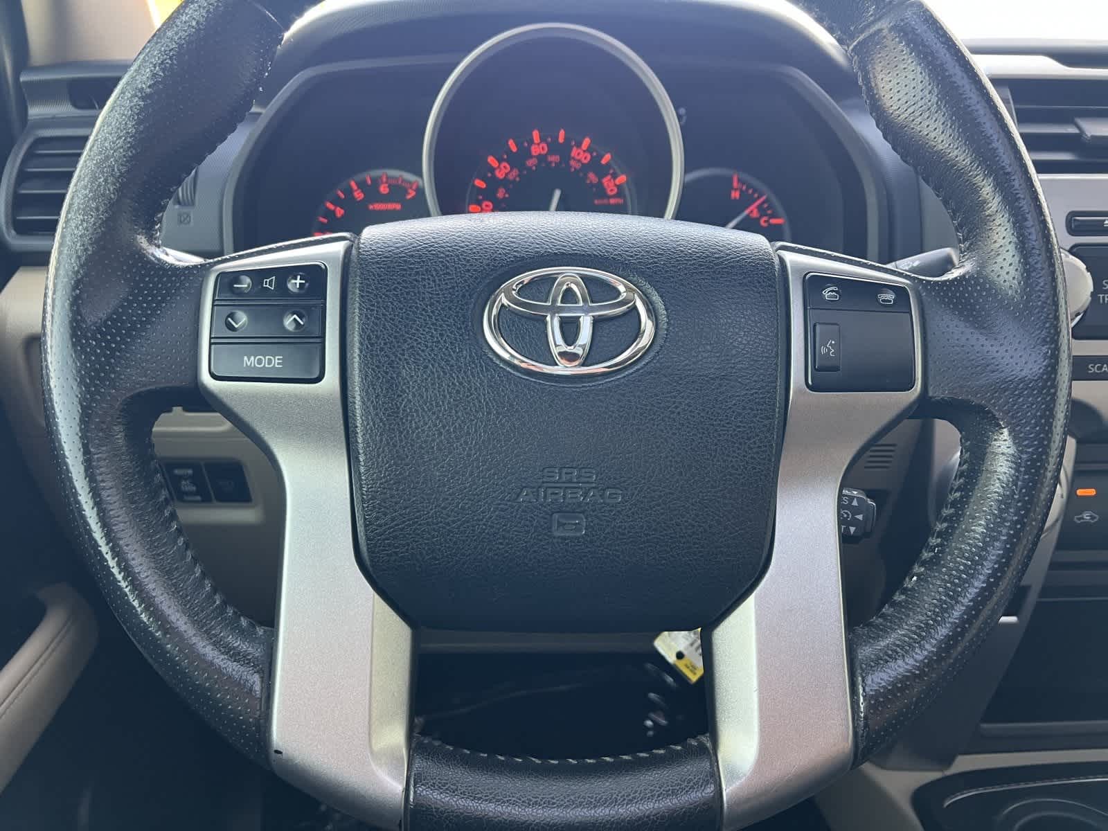 Thumbnail: 2011 Toyota 4Runner - 22