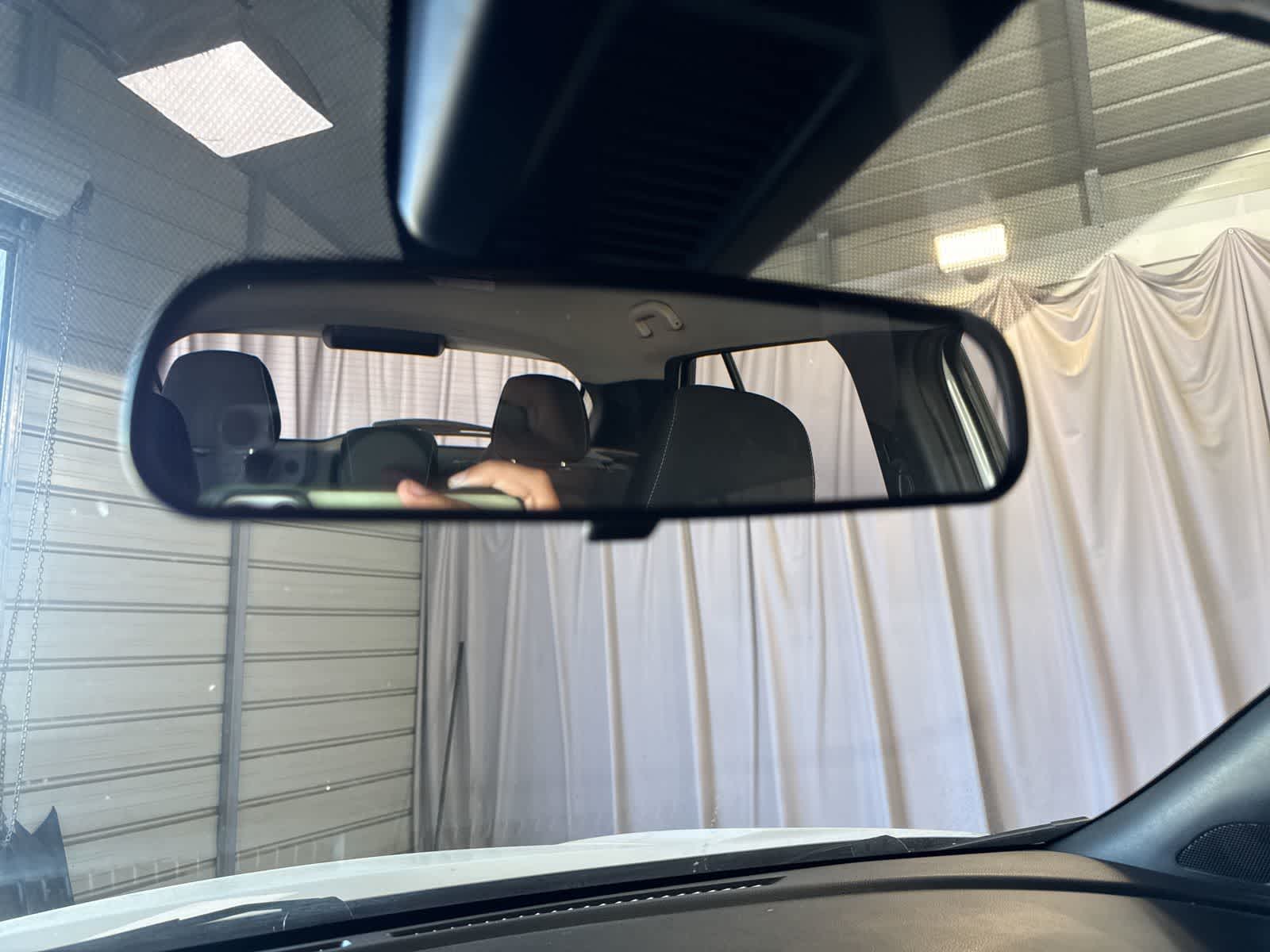 Thumbnail: 2020 Nissan Kicks - 25