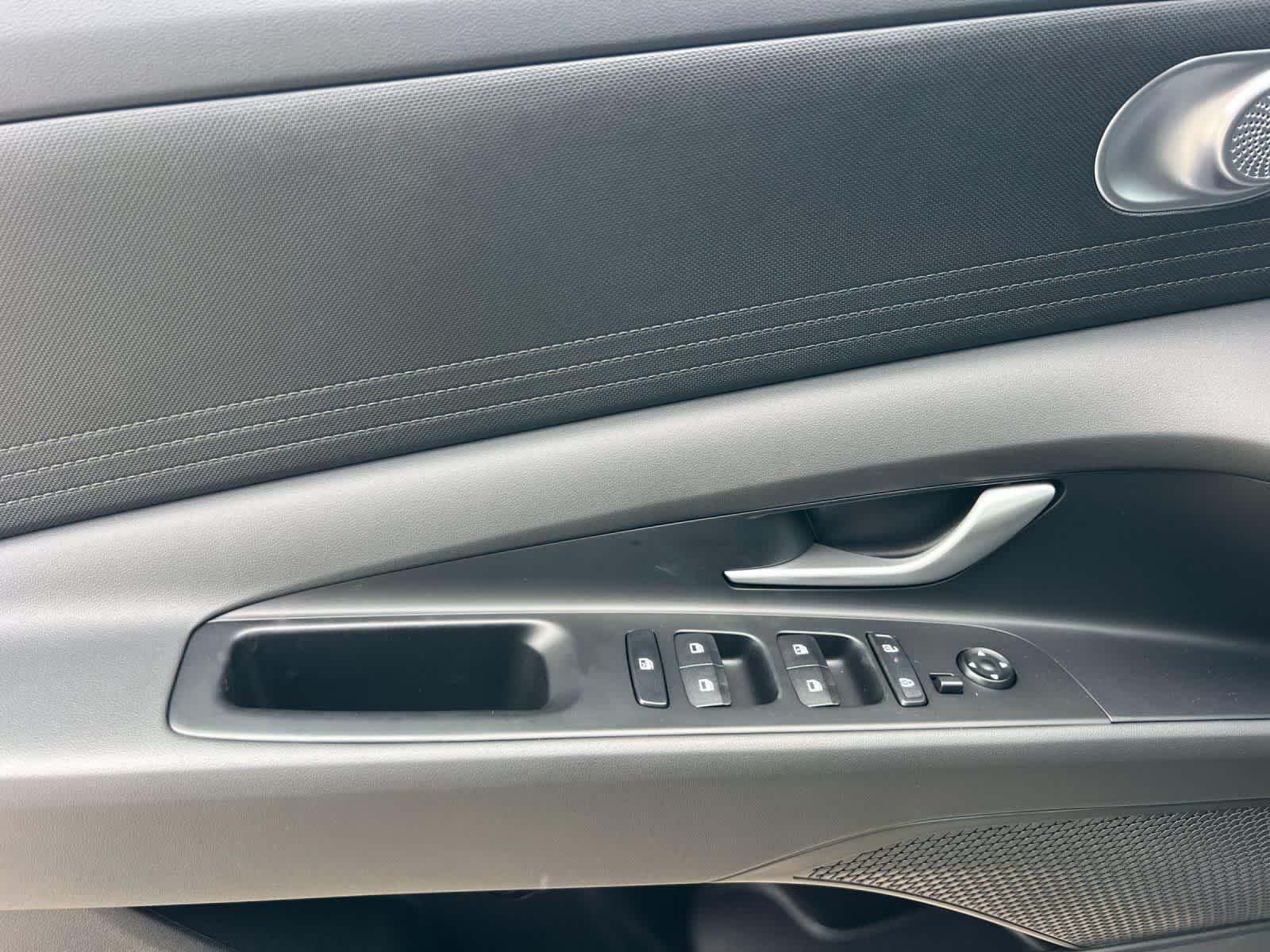 Thumbnail: 2026 Hyundai Elantra - 13